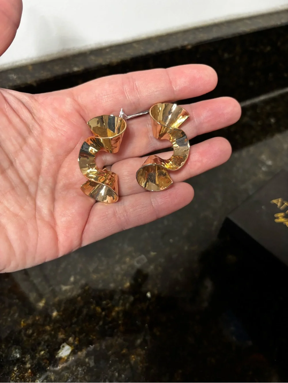 ATTITUDES BY RENEE NWT Shiny Gold-Tone Textured Swirl Earrings